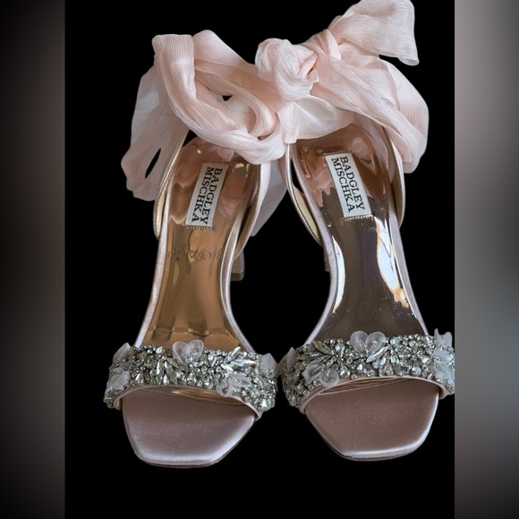 Badgley Mischka Bobbie Statement Bow Strap Stiletto - Picture 2 of 15